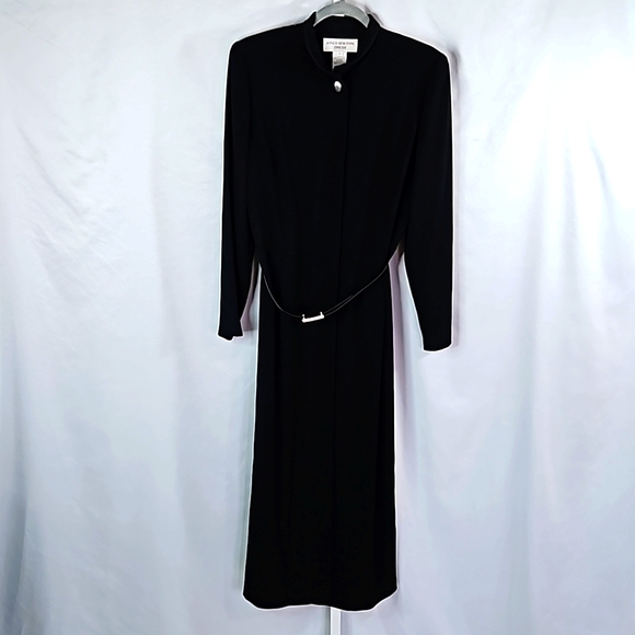 Jones New York Dresses & Skirts - Jones New York Long Sleeve Black Dress Size 12